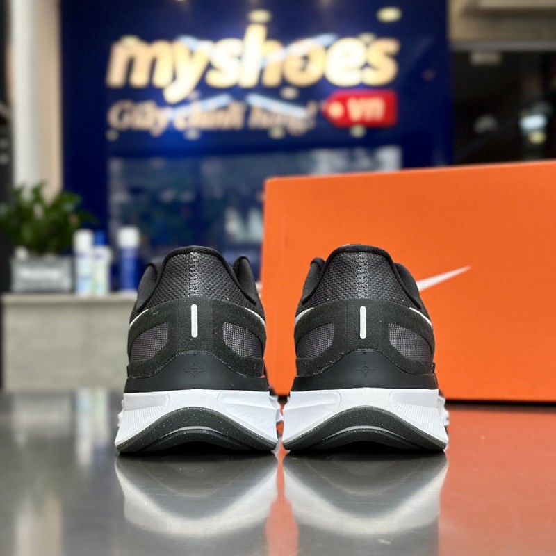 Giày Nike Air Zoom Structure 25 Nam - Đen Trắng